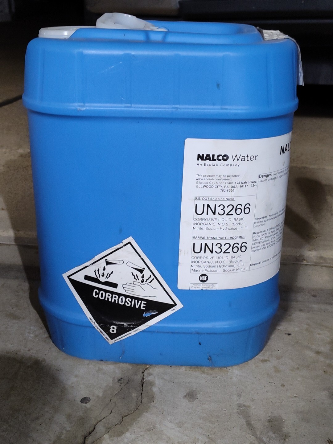 trasar track 109/un3266, large plastic container, water treatment closed loop
