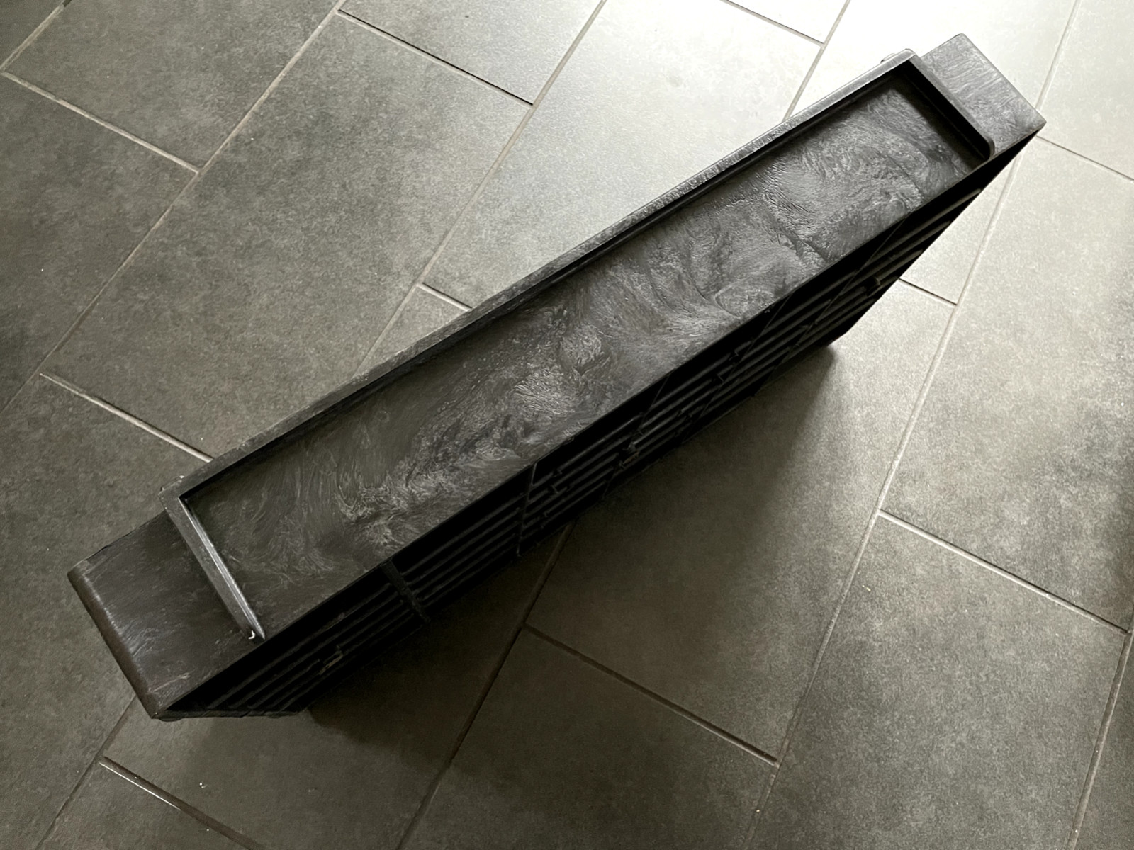 RUBBERMAID BOTTOM SHELF REPLACEMENT ( FG9T660BLA ) PART