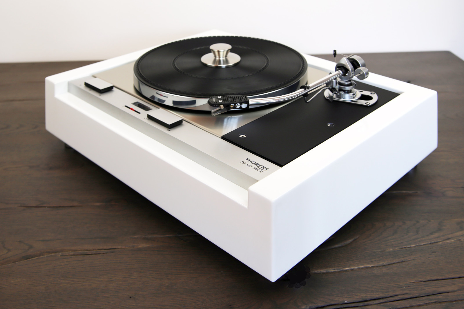 We Restore Your Thorens TD 125 Turntable Black Or White – Stainless Steel