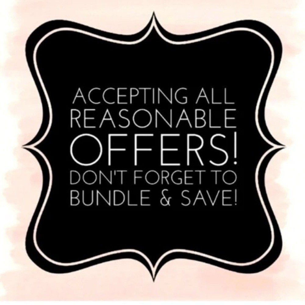 Closet Sign Accepting All Reasonable Offers Bundle and Save Shop Graphic Black