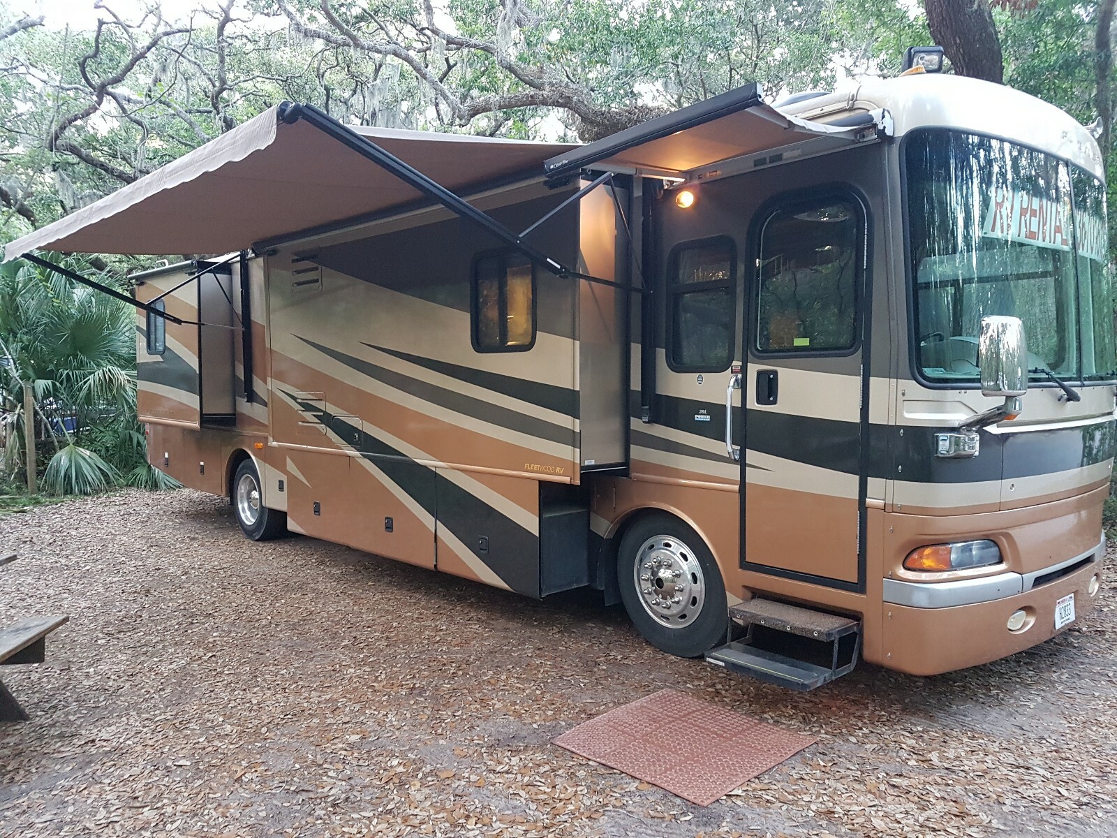 RV Rental for one Week + 2 FREE Nights