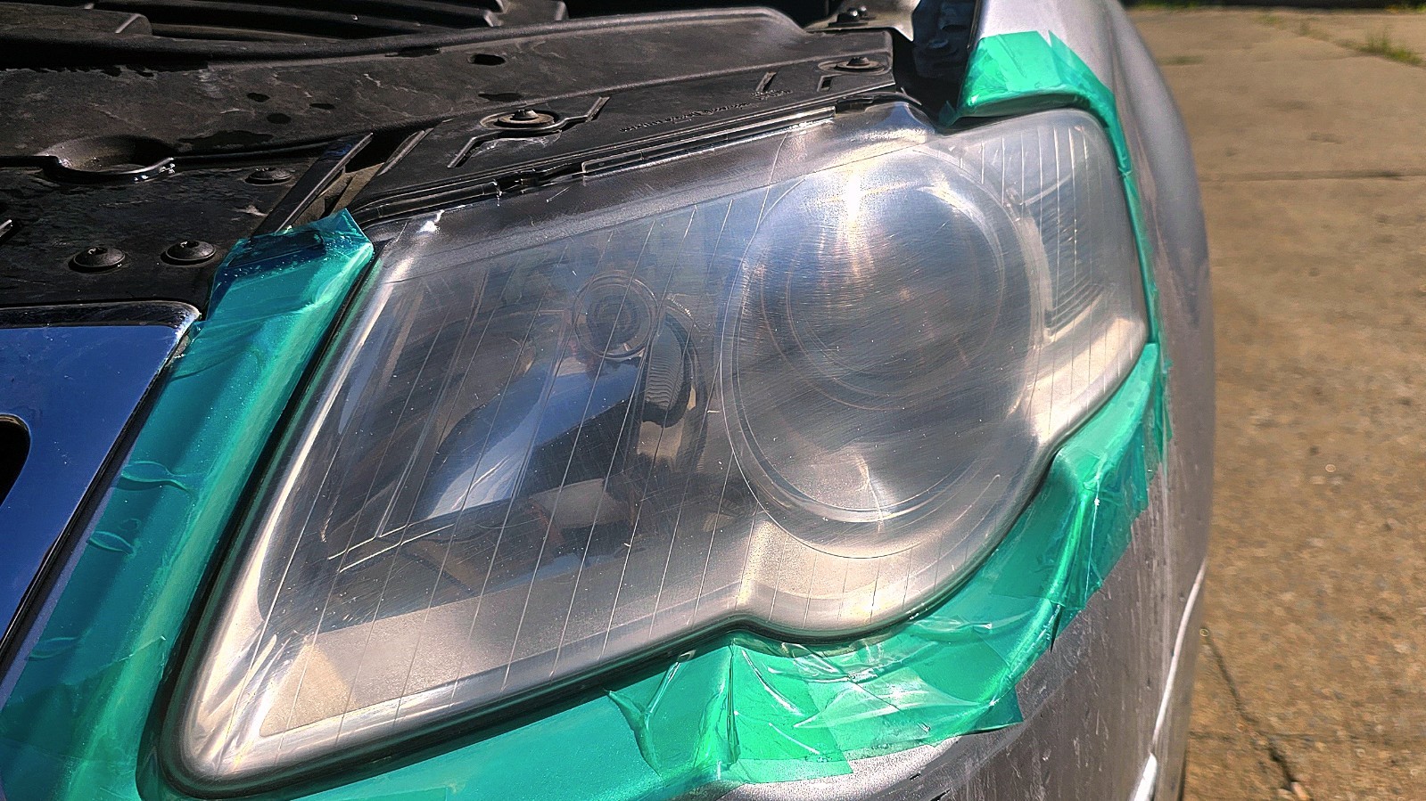 Reconditioning headlights, taillights Audi BMW VW Skoda etc