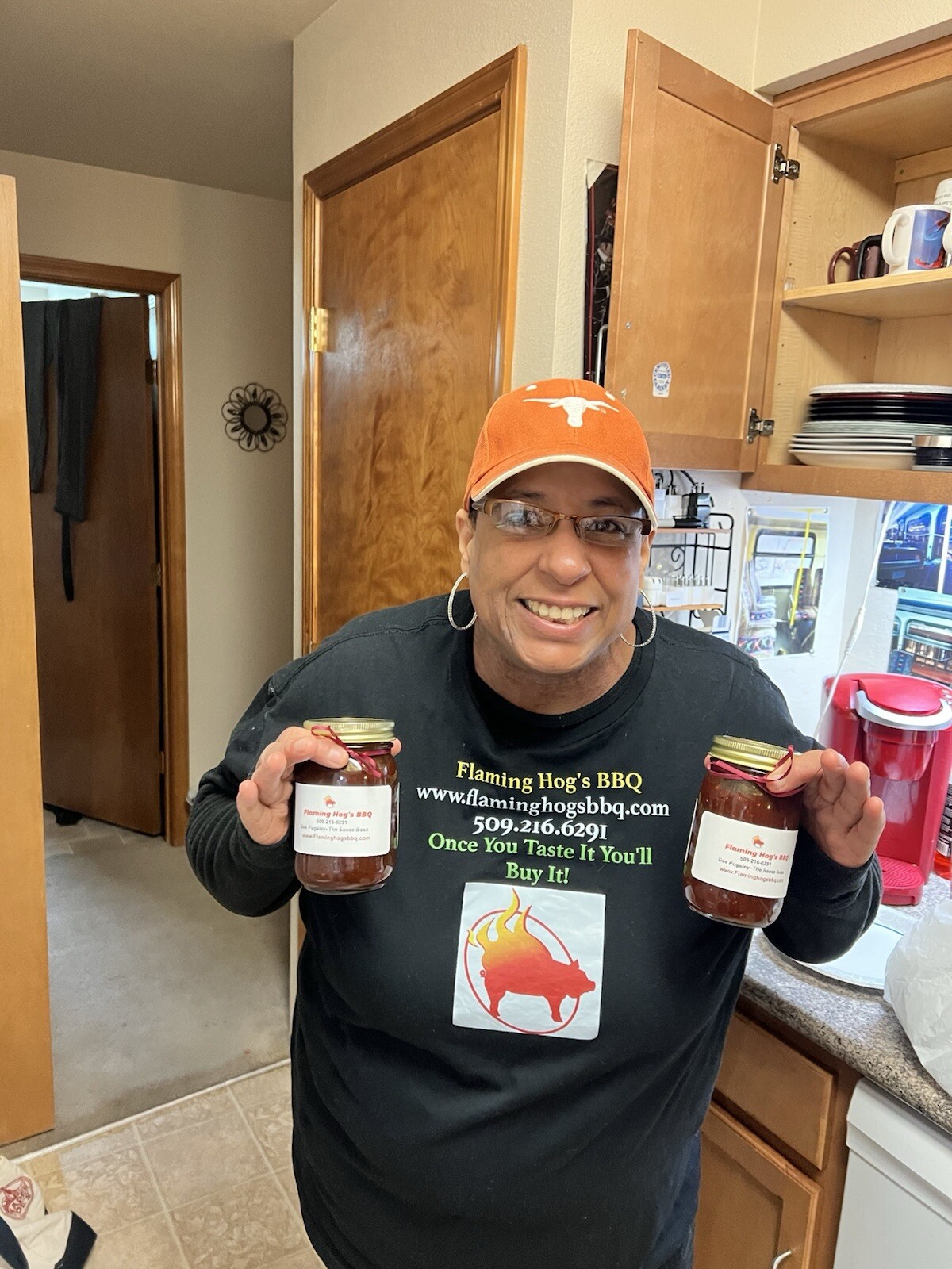 Flaming Hogs BBQ Sauce, Homemade All Natural Texas Cajun Style BBQ Sauce