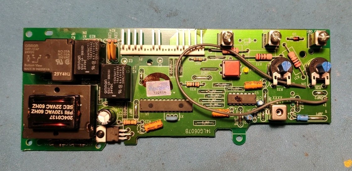Chamberlain LiftMaster 41A5021-1H 41A5021-1E RED BUTTON “LOGIC BOARD ONLY!”
