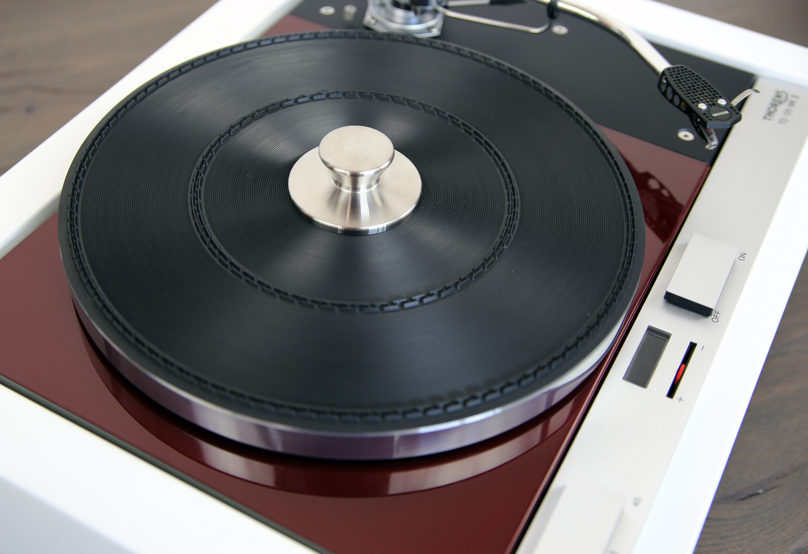We restore your Thorens TD 125 Turntable Black OD. white – burgundy
