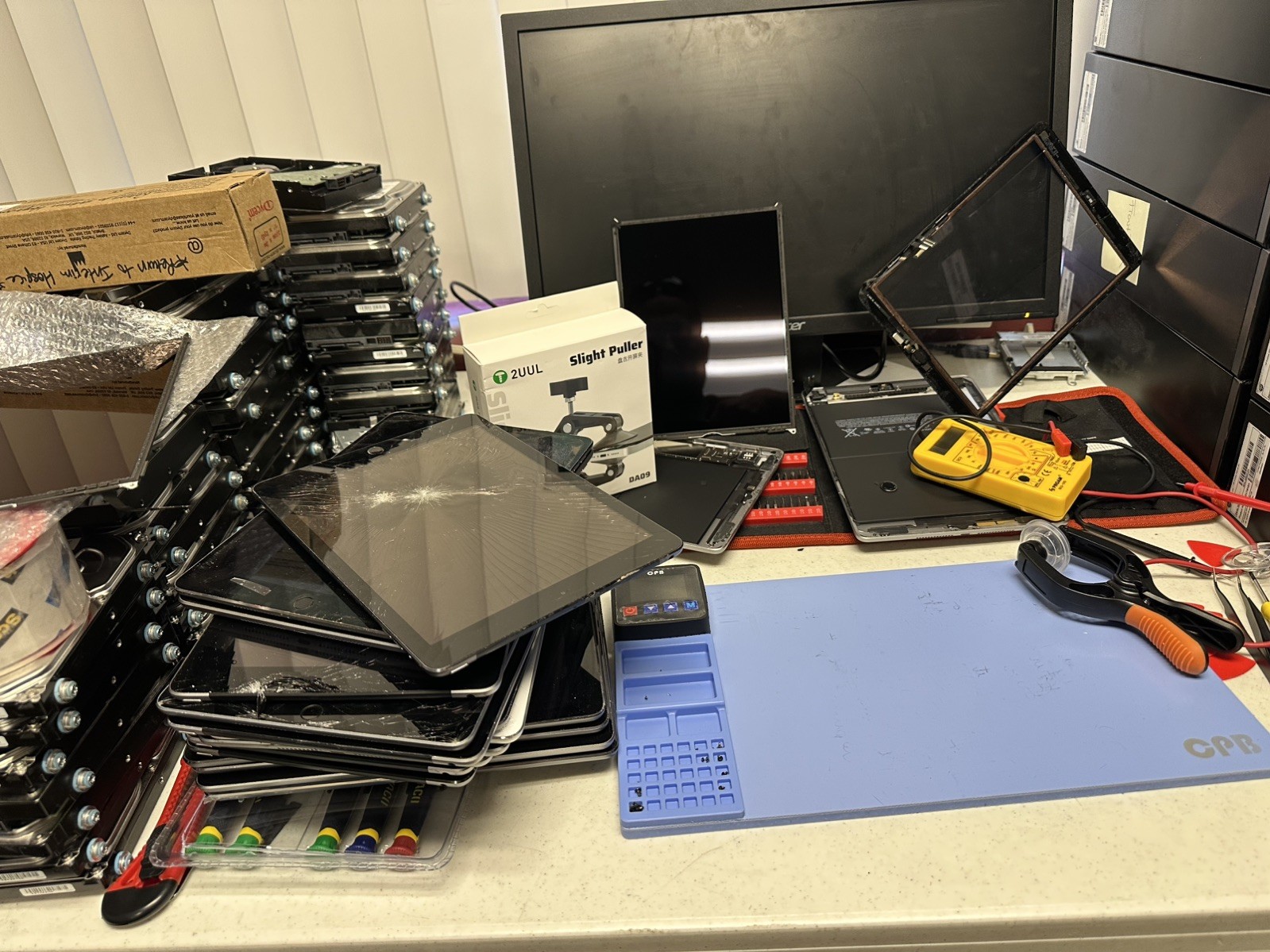 Cracked Screen Mail In and Repair-iPad 6th 7th 8th 9th Gen Screen Replacement