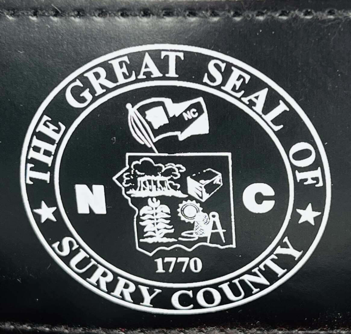 The Great Seal Of Surry County NC 1770 Duffle Bag Red Black Tote Strap Brand New
