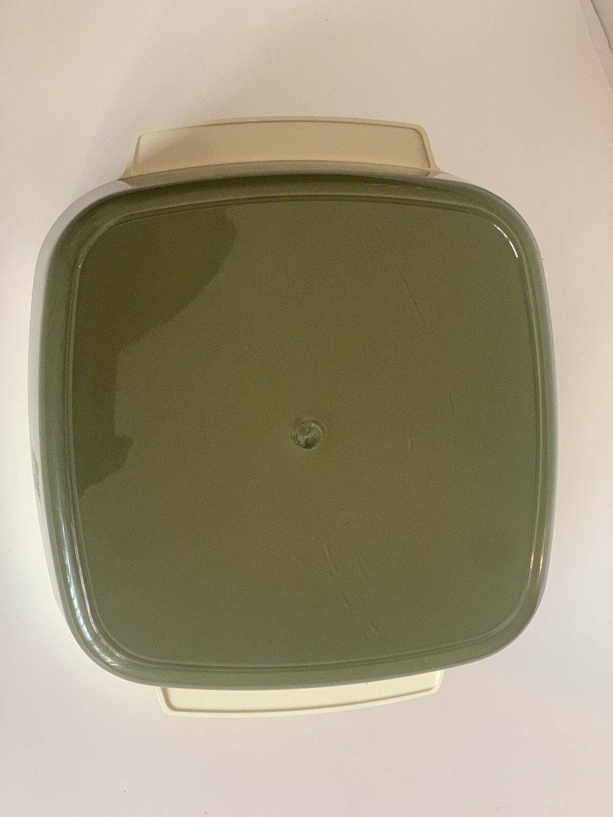 Thermo serve insulated servingware vintage 60s era olive green white trim handle