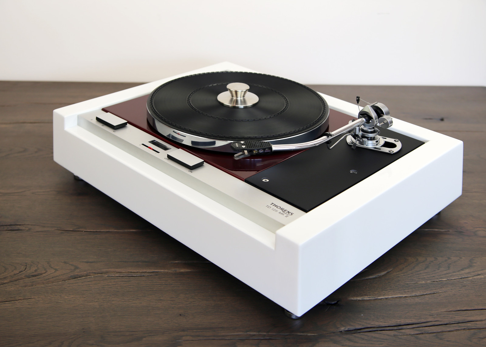 We restore your Thorens TD 125 Turntable Black OD. white – burgundy
