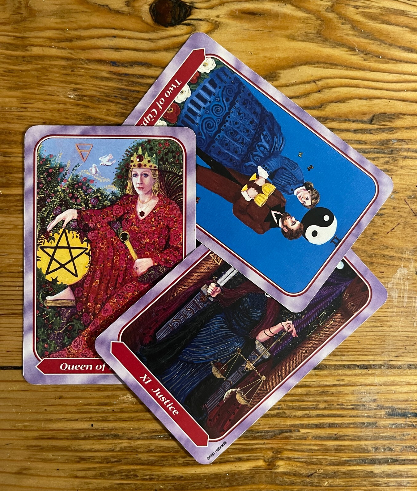 Intuitive tarot reading – 3 card past, present, future. Focus on single issue.
