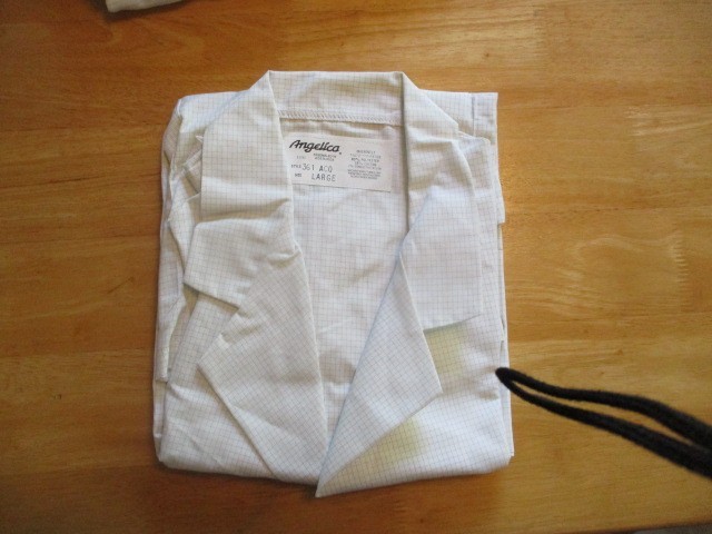 ESD SMOCKS, ASSORTED BRAND AND SIZES