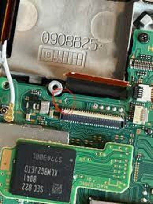 Repair Nintendo Switch LCD Connector PIN Connector 26 Pin Screen Faulty