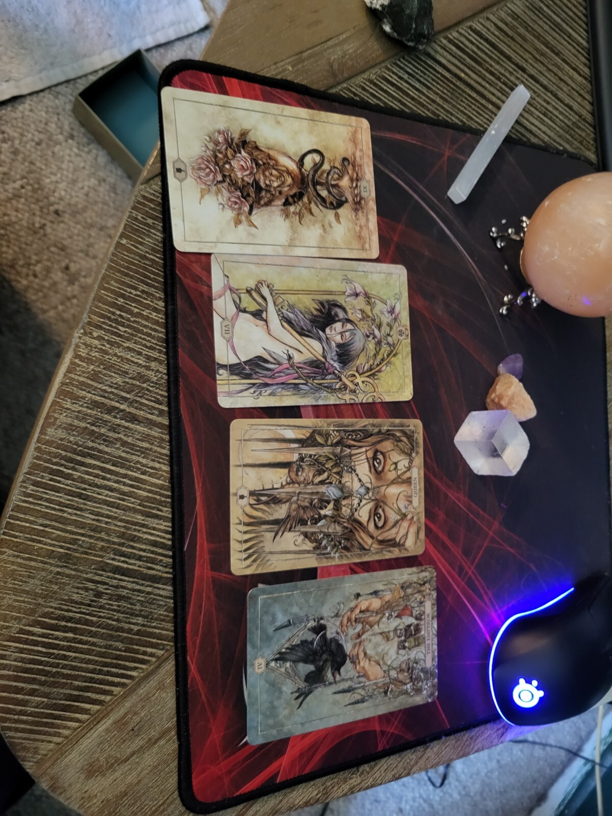 TAROT READING . A 5 Card general Tarot reading sent by mail or to your email