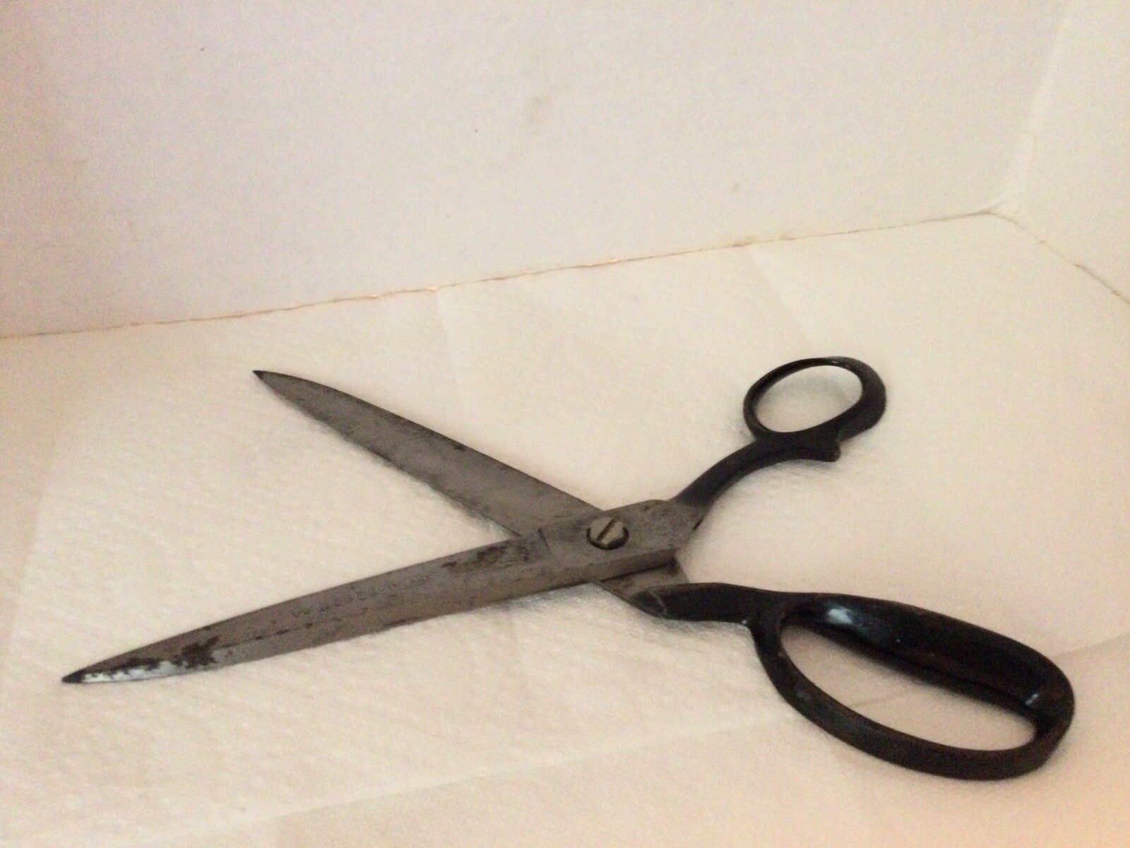 LARGE (WISE-INLAID) UPOLSTERY TAILORS SHEARS#22 GOOD WORKING ORDER