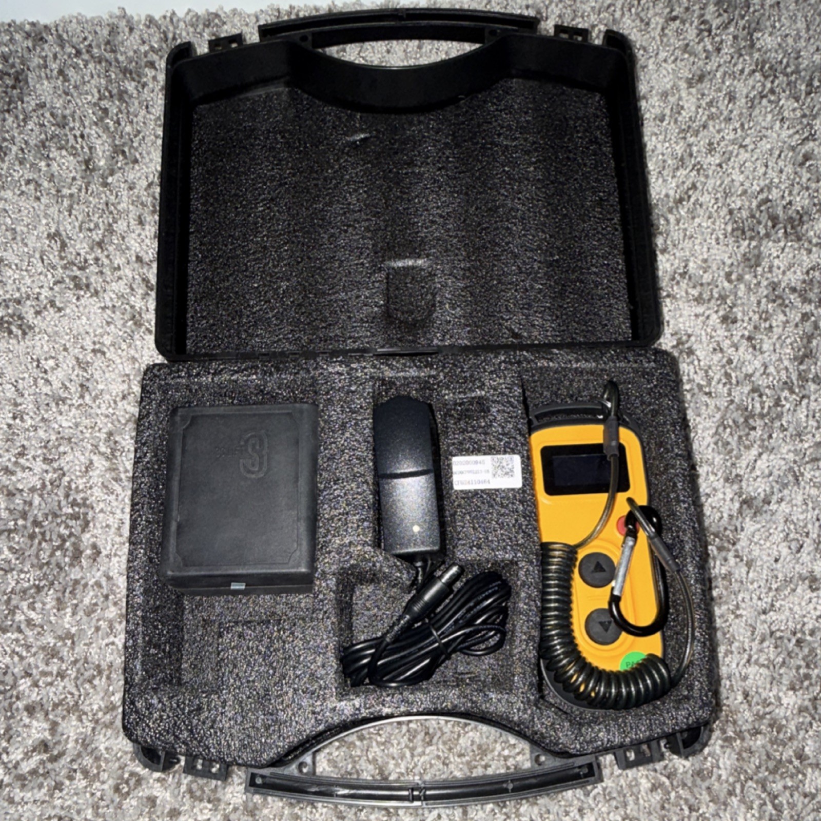 Yellow Handheld Gas Detector Kit with Charger and Case