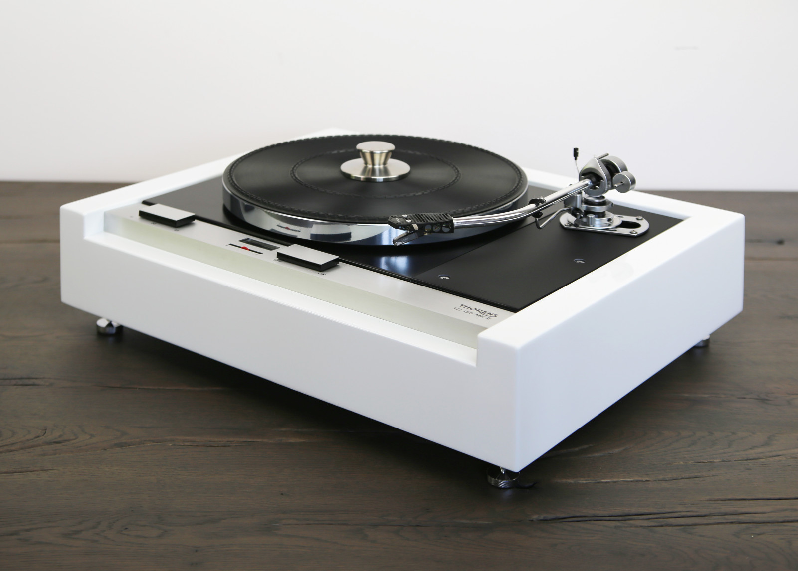 We restore your Thorens TD 125 Turntable Black or White – Black