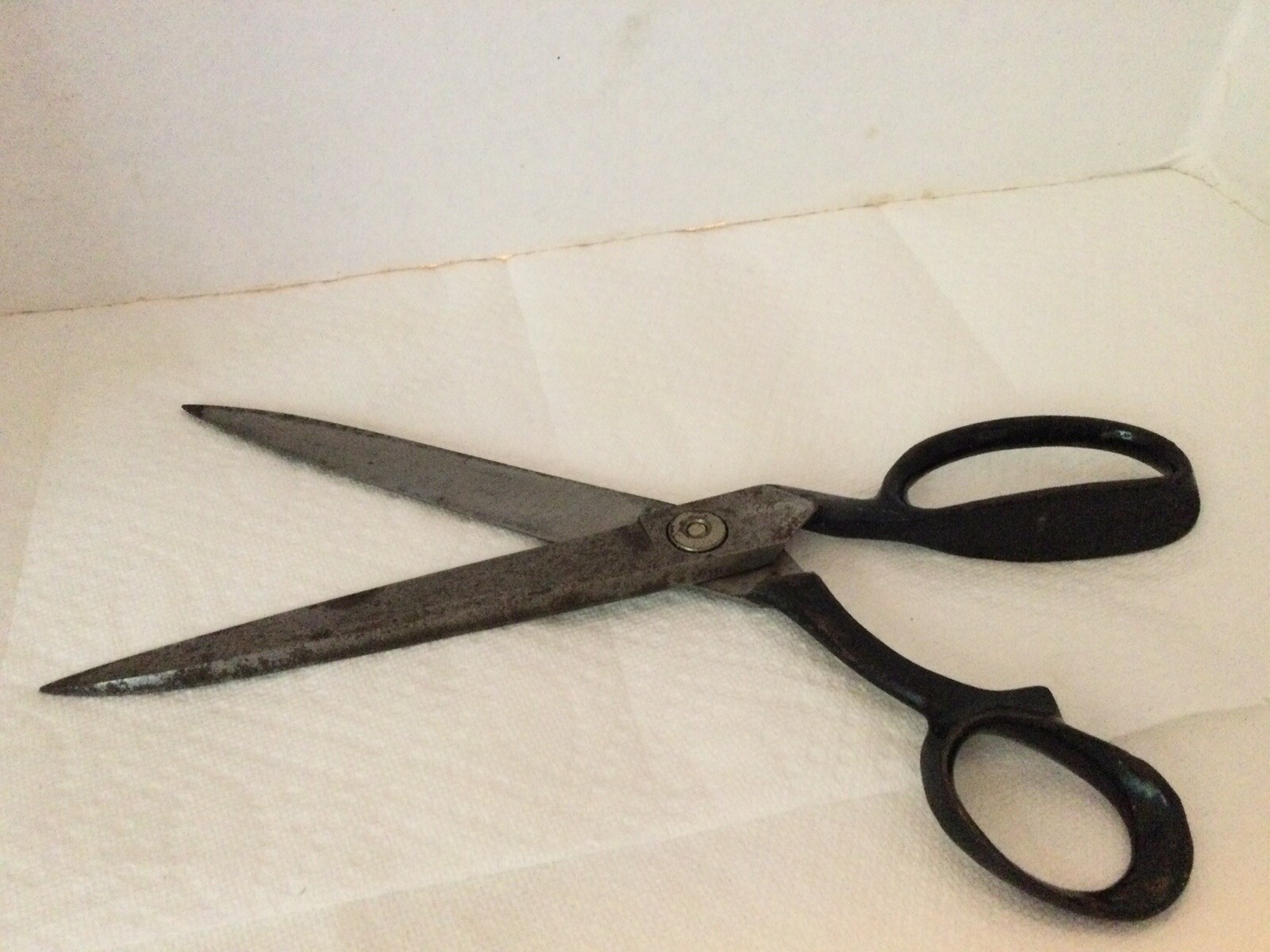 LARGE (WISE-INLAID) UPOLSTERY TAILORS SHEARS#22 GOOD WORKING ORDER