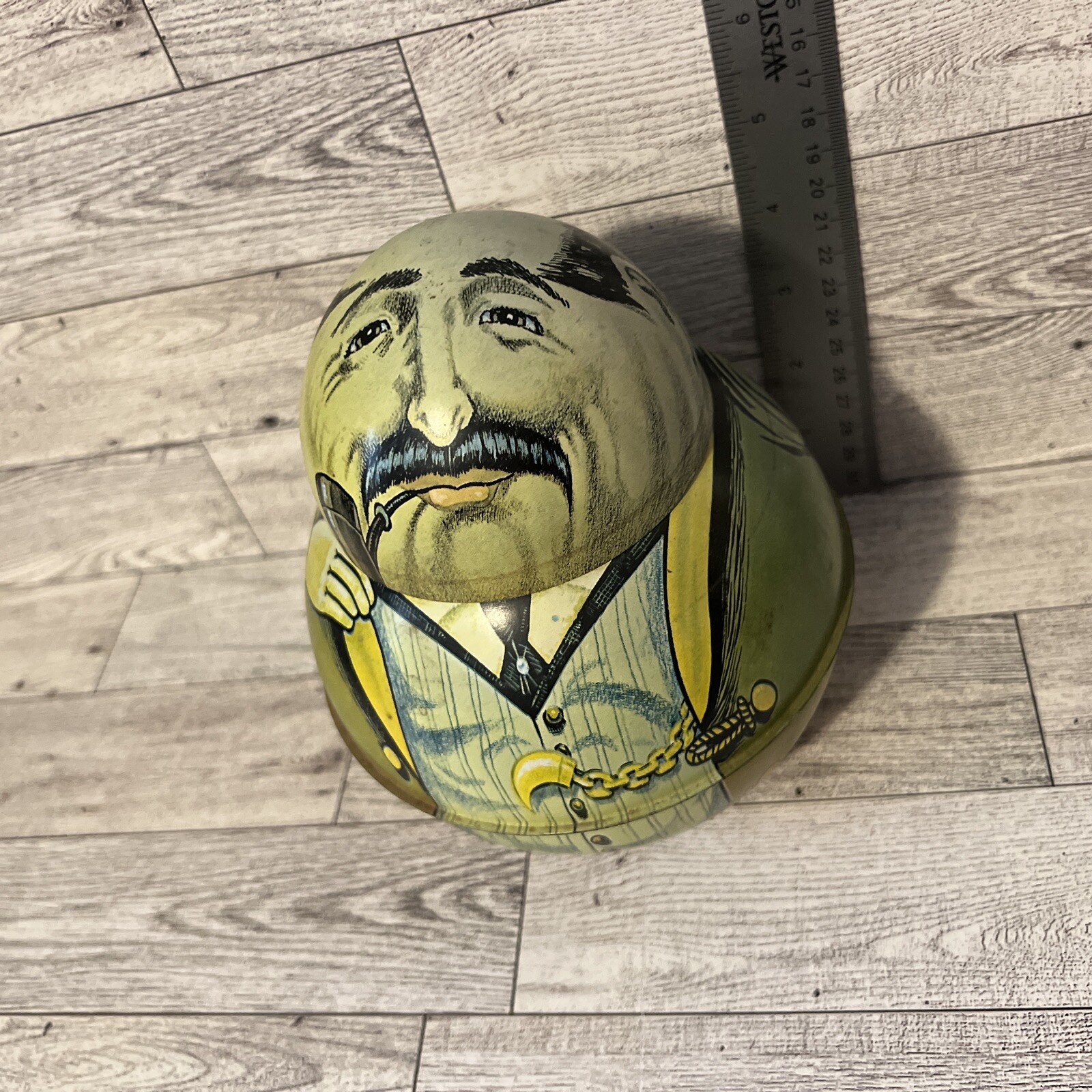 BUSINESSMAN is a replica of an antique container manufactored in USA circa 1912
