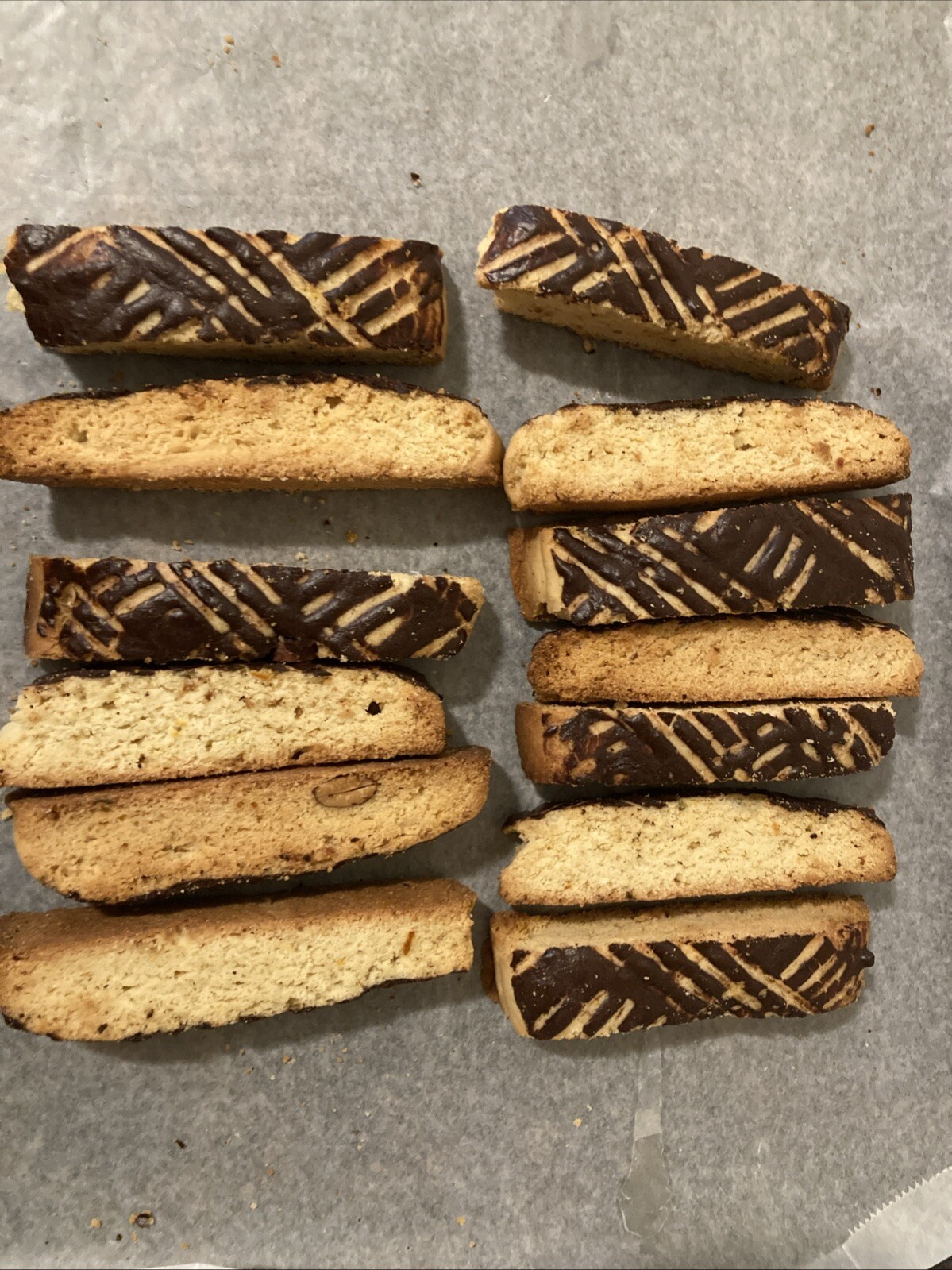Croquet Biscotti Cookies Made Fresh At Home Just For You, 14 Piece 450 Grams.
