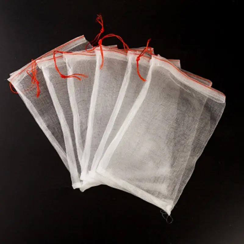 100 nylon fruit and vegetable gardening grow bags with zippers and insect screen