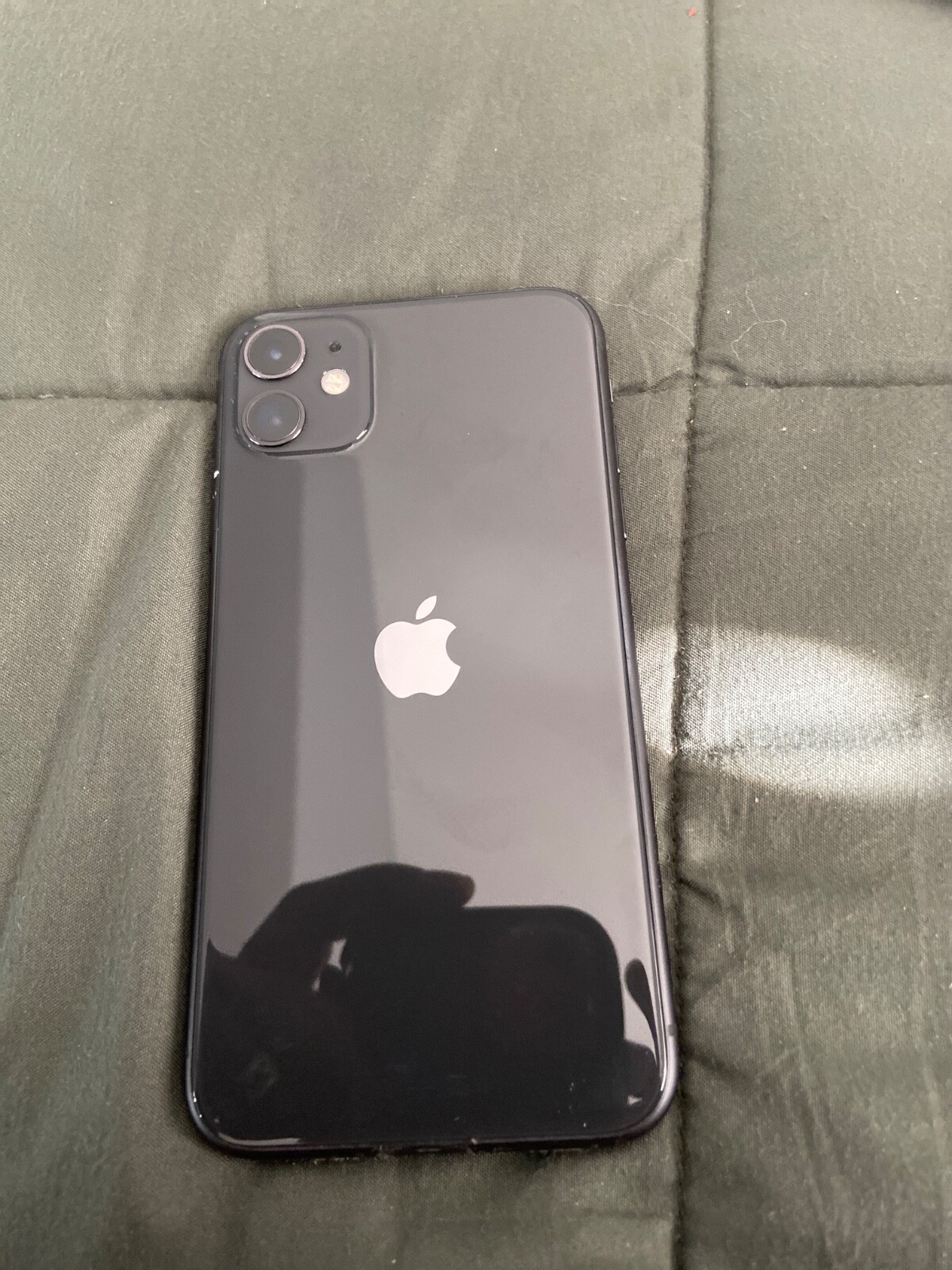 Apple iPhone 11 – 128 GB -consumer Cellular) still has TikTok