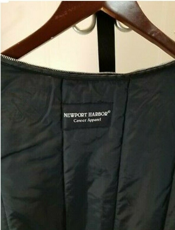 NEWPORT HARBOR EXECUTIVE PROTECTION Navy Blue, Slightly Used, 3M inseam. 