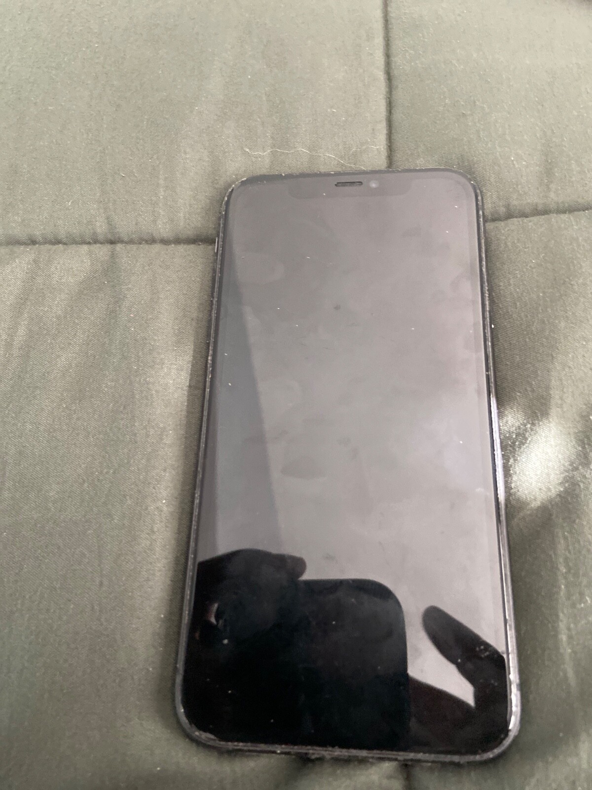 Apple iPhone 11 – 128 GB -consumer Cellular) still has TikTok