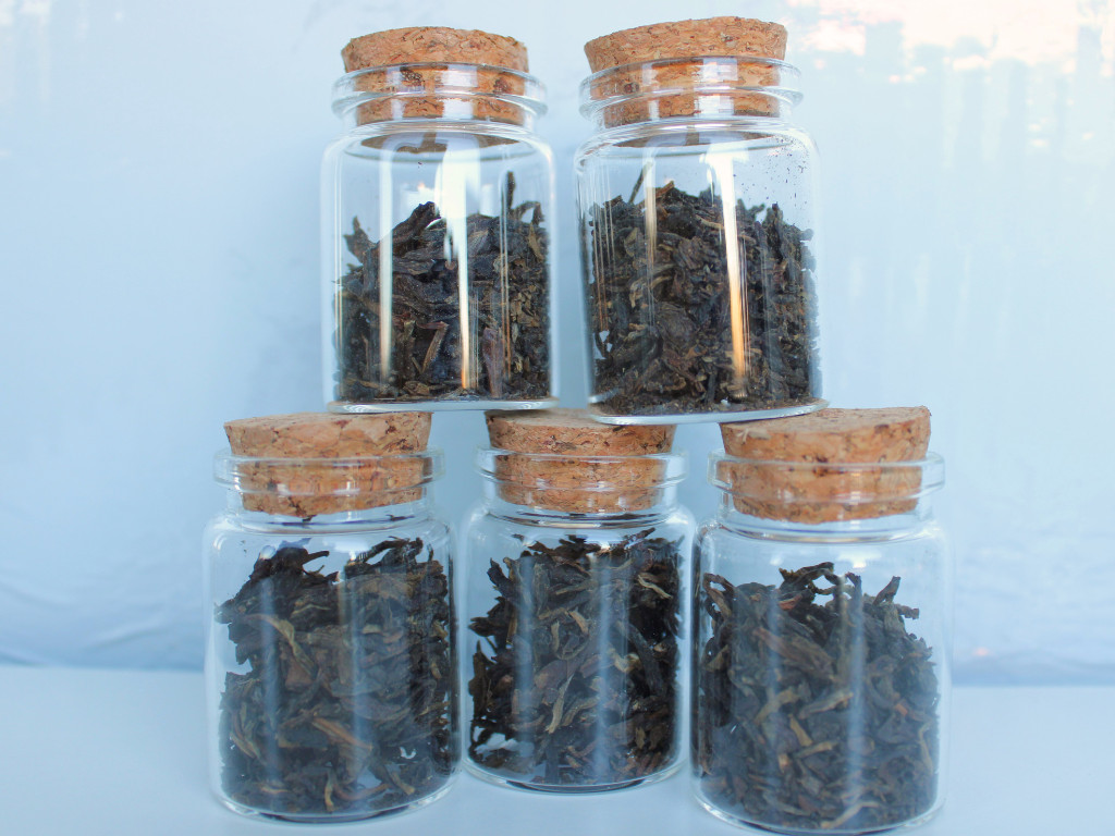 Custom Tea and Snacks Giftset| Anniversary Giftbox for girlfriend, boyfriend