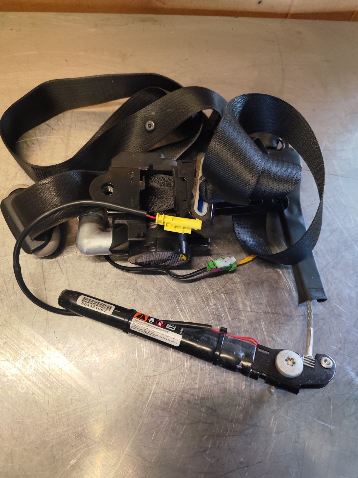 FRONT RIGHT SEAT BELT CHEVROLET CAPTIVA PH2 2.2 VCDI 20919346